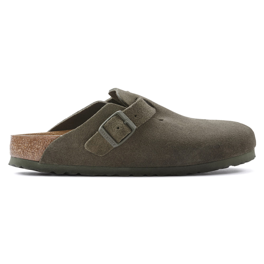 Birkenstock Suede Clogs in Enchanted Forest Green - Cozy Comfort with a Touch of Elegance