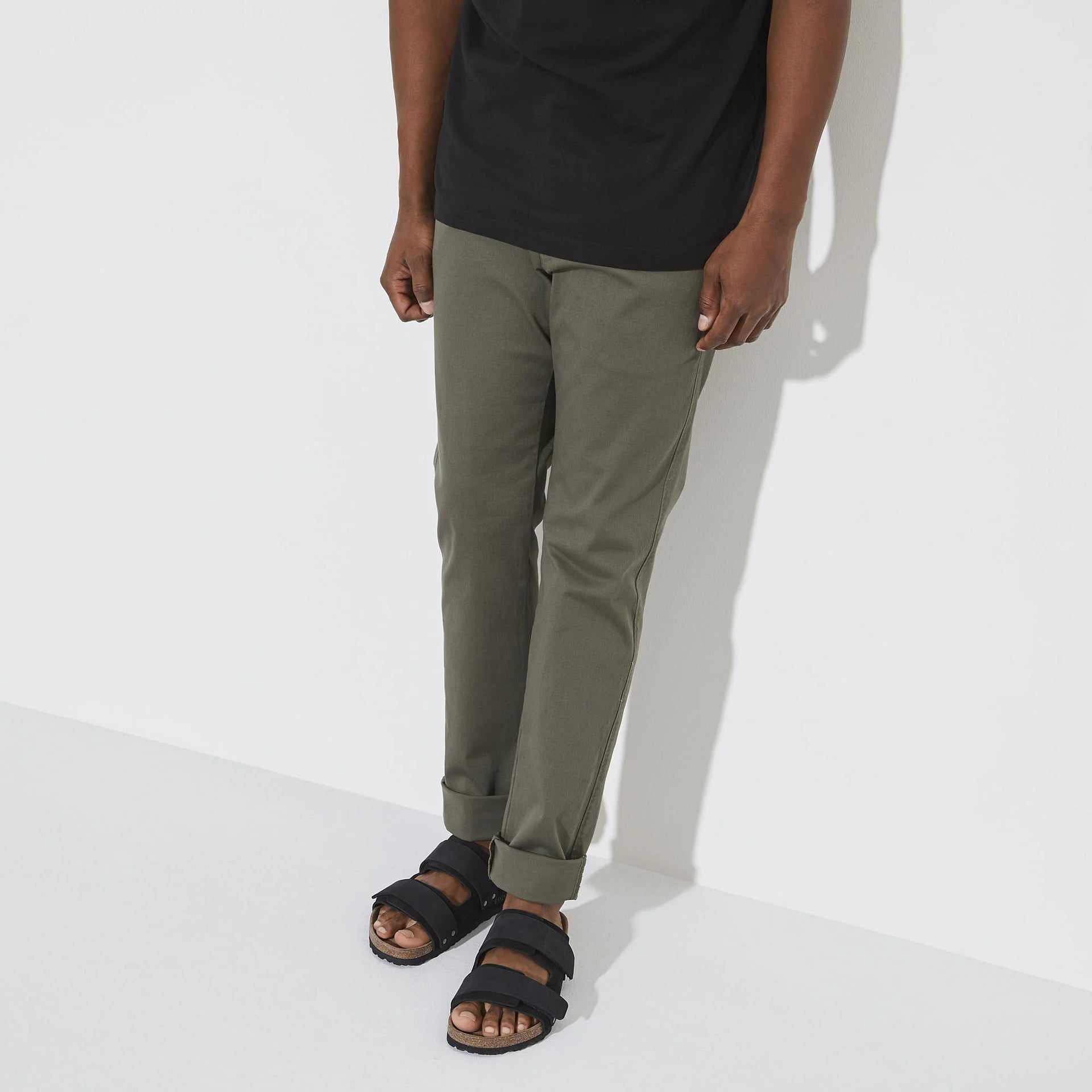 BIRKENSTOCK Obsidian Velvet Casual Fit Arizona Felt Sandals