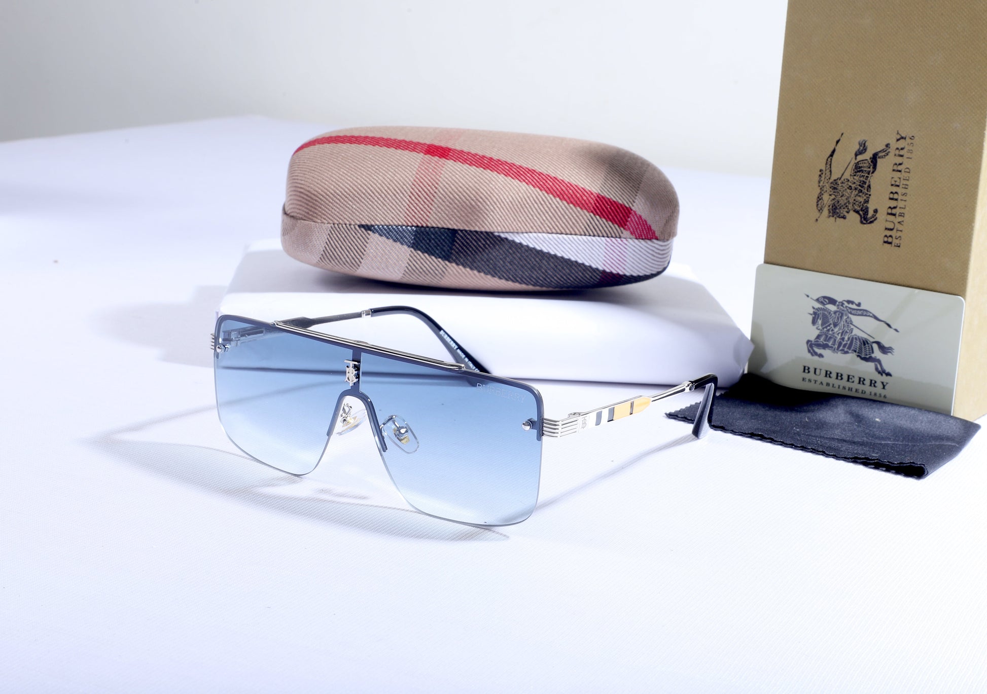 Burberry Oversized Gradient Sunglasses with Case