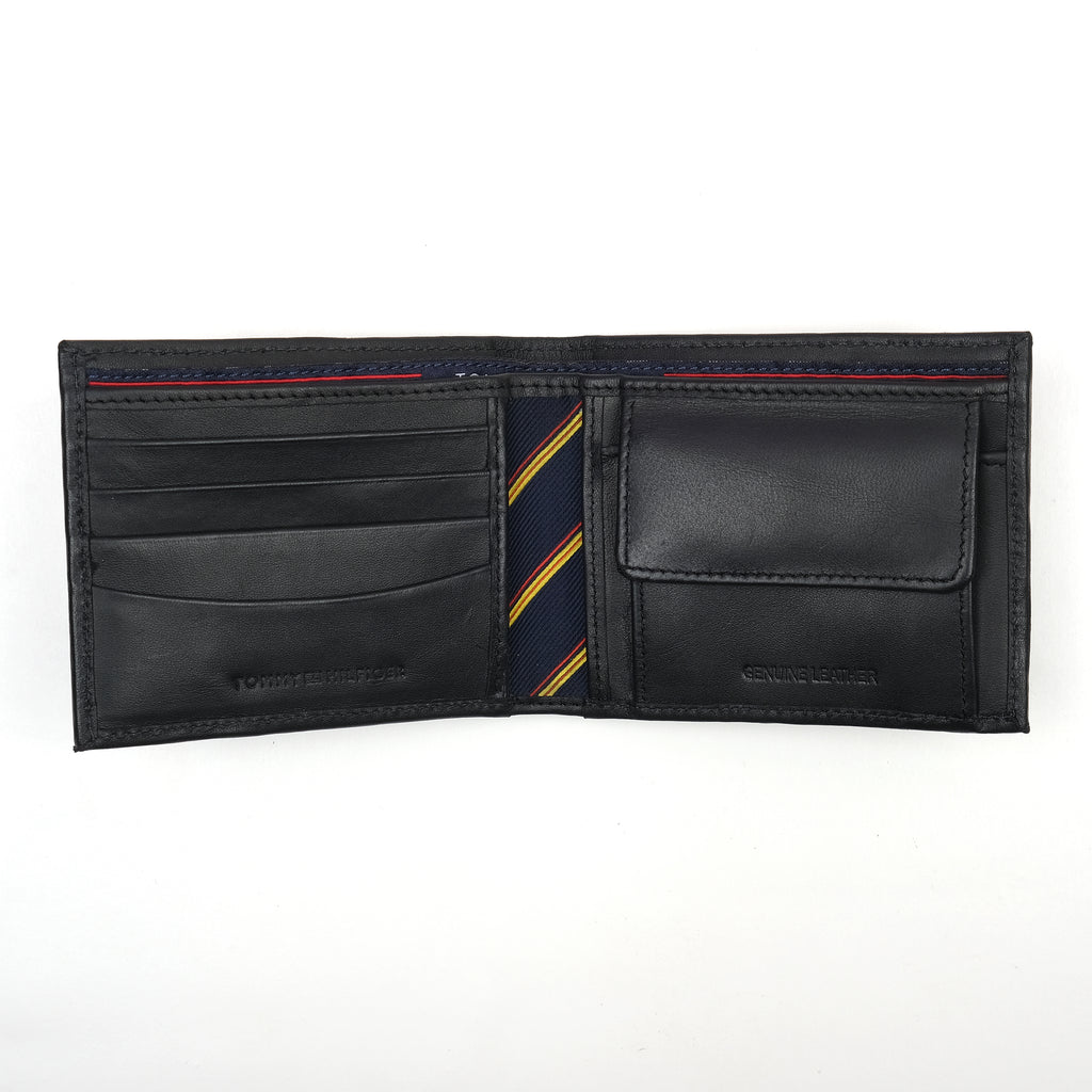 TOMMY HILFIGER Sleek Black Leather Wallet - Timeless Elegance