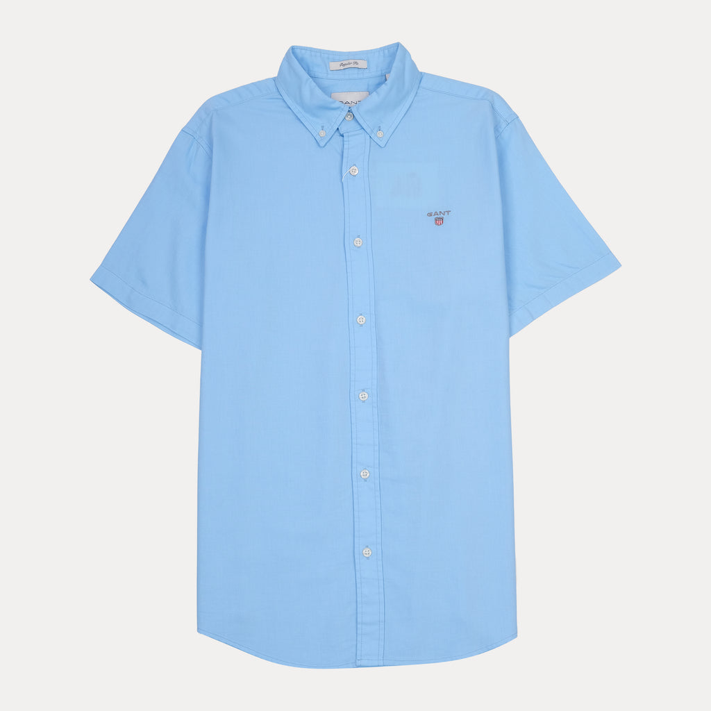 GANT Breezy Sky Blue Button-Up Shirt - Effortlessly Chic & Relaxed Fit