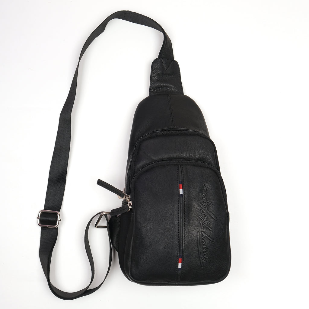 Tommy Jeans Sleek Urban Sling Bag in Midnight Black