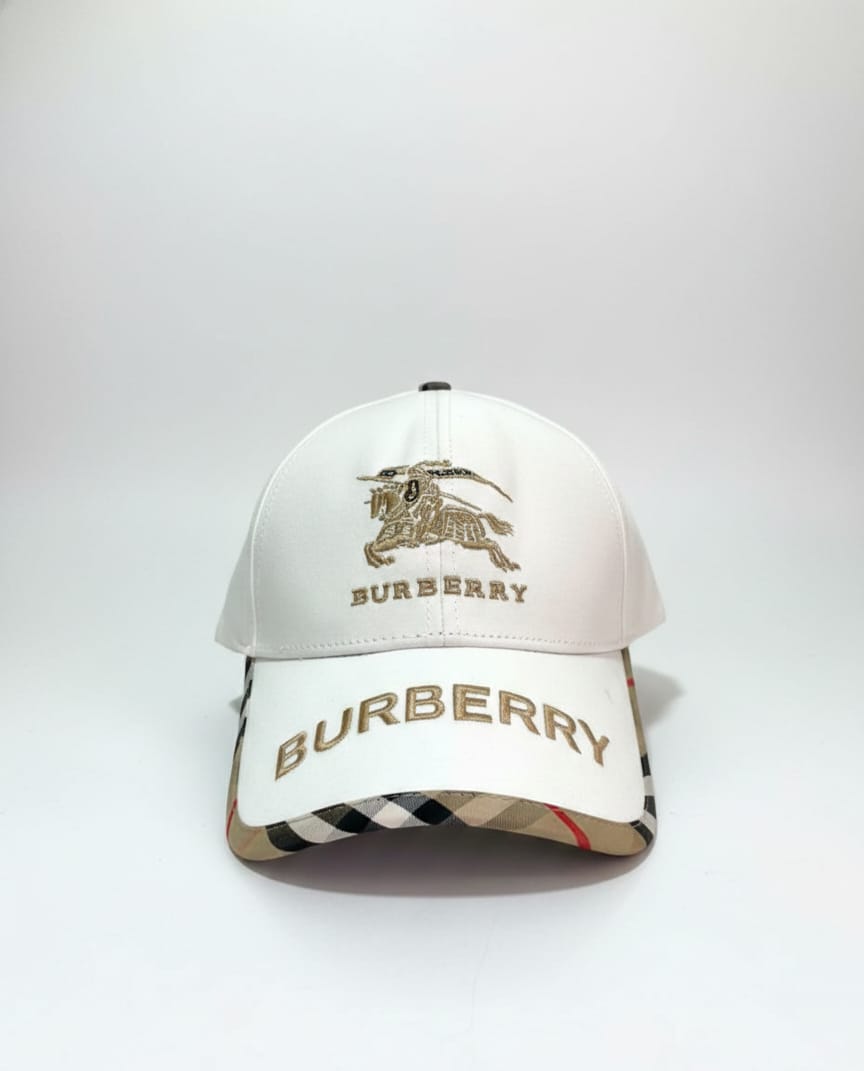 BURBERRY Pearl Essence Tailored Fit Polo & Cap Duo