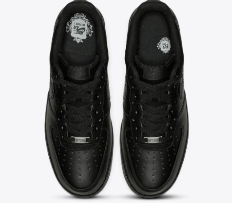 NIKE Midnight Onyx Iconic Low-Top Sneakers