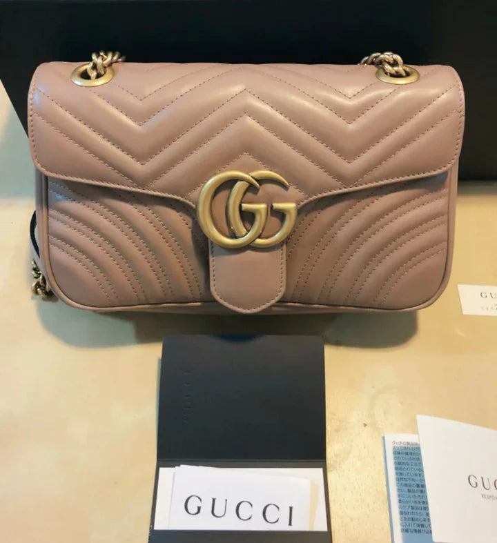 GUCCI GG Marmont Matelassé Leather Shoulder Bag
