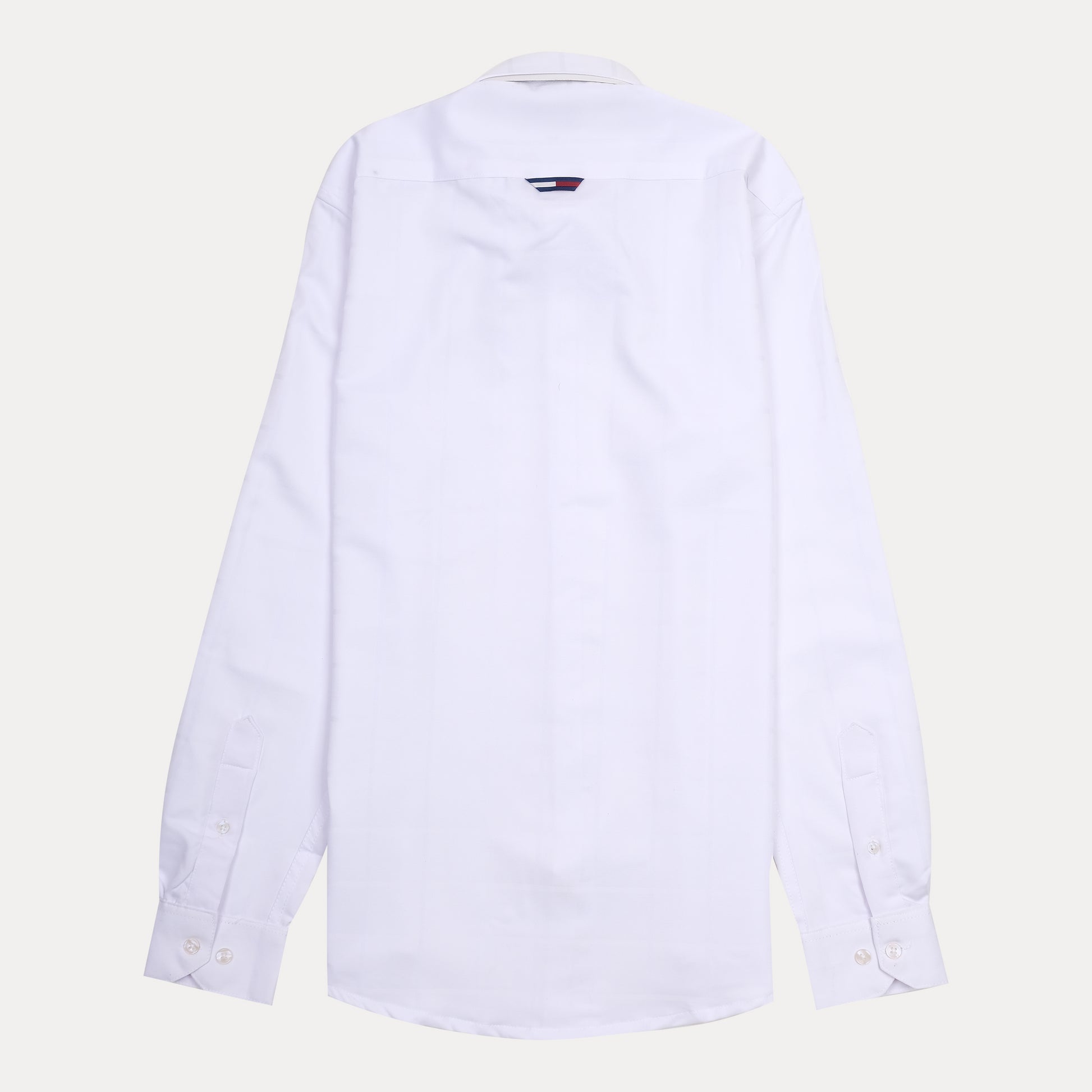 TOMMY JEANS Crisp Cotton Classic White Button-Up Shirt