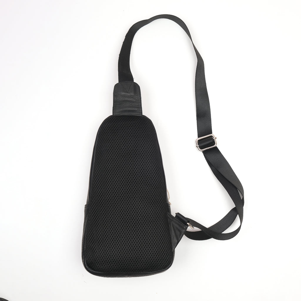 Tommy Jeans Sleek Urban Sling Bag in Midnight Black