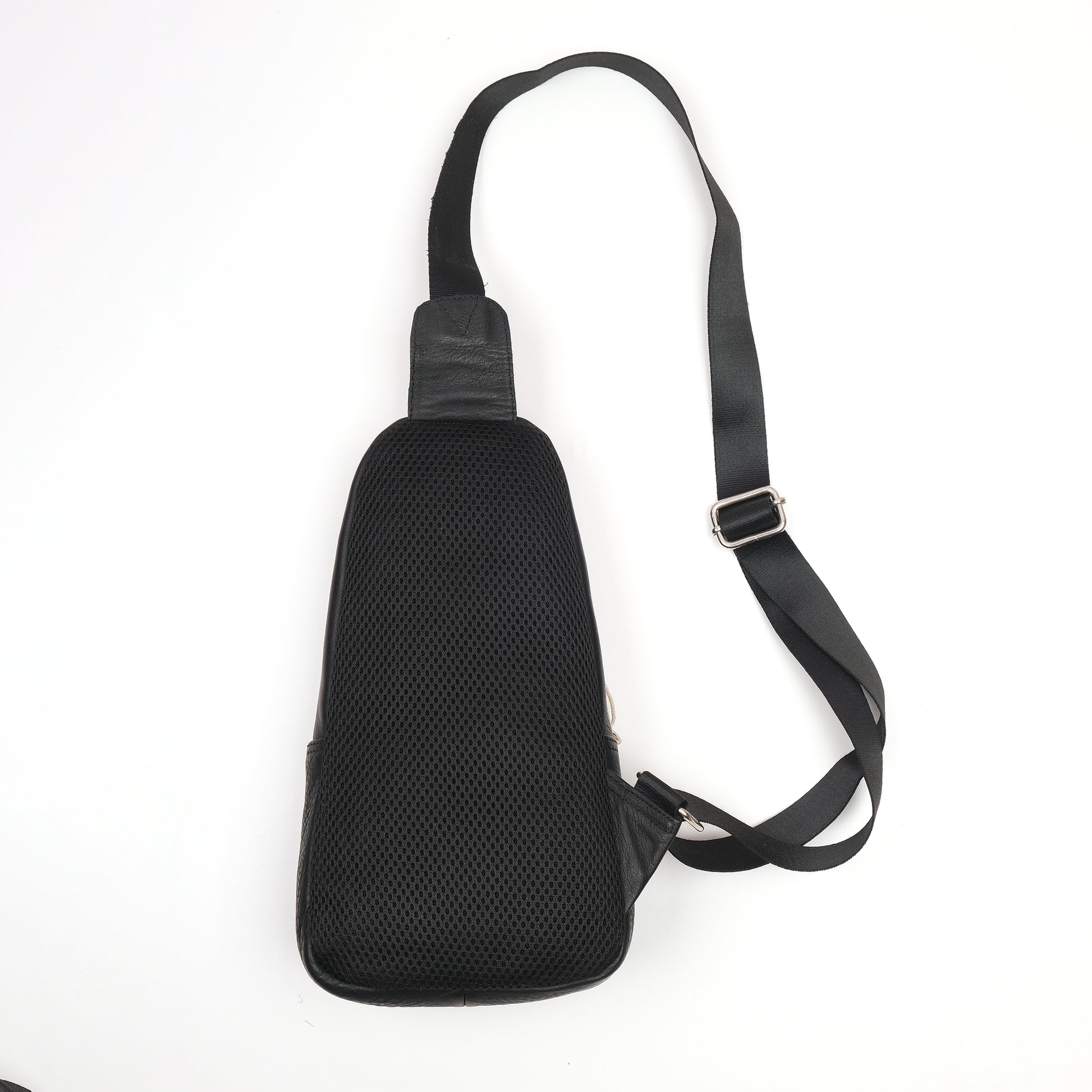 Tommy Jeans Sleek Urban Sling Bag in Midnight Black