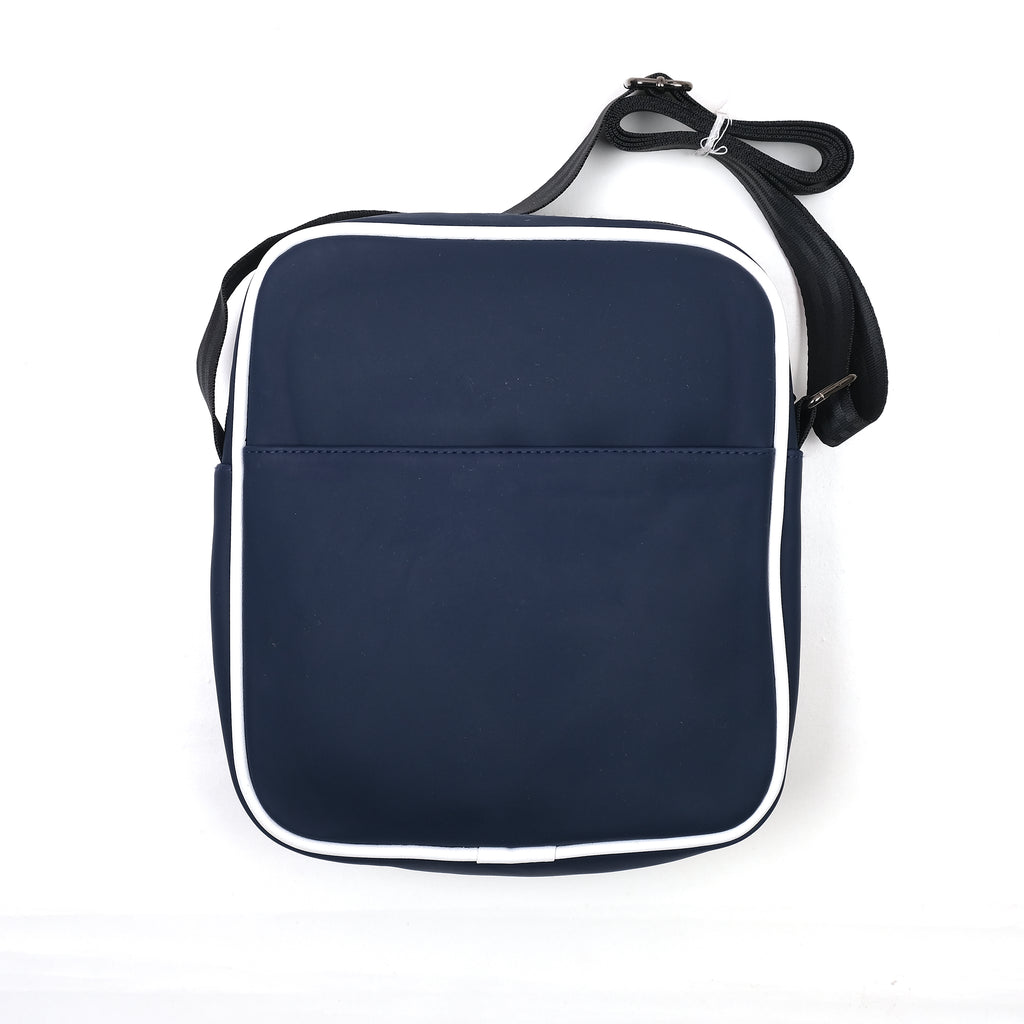 TOMMY HILFIGER Sleek Navy Messenger Bag with Bold Stripes