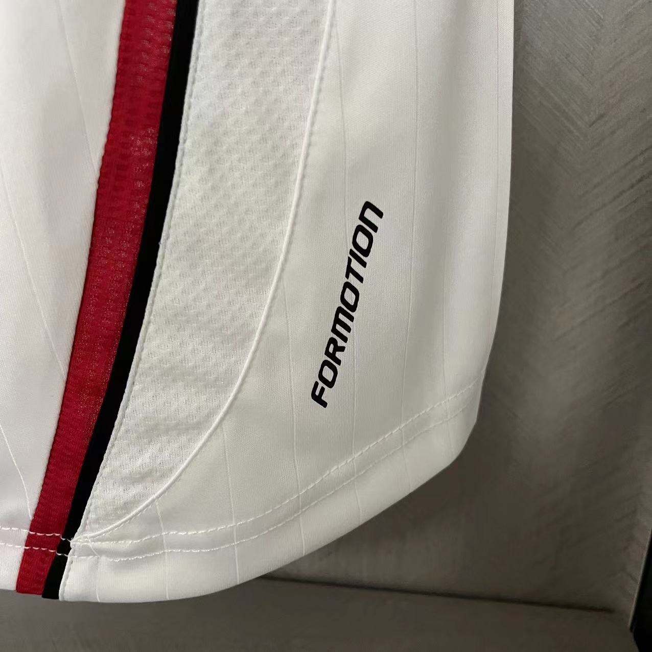 AC Milan Retro Jersey 2006