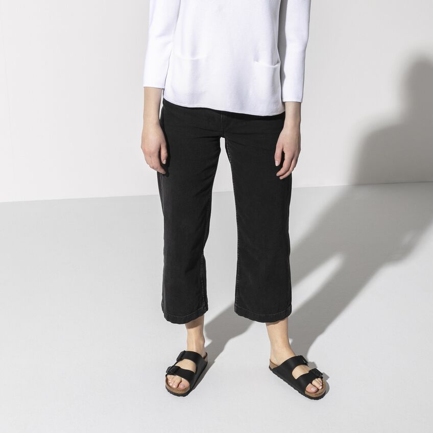 Birkenstock Classic Comfort Sandals in Midnight Black