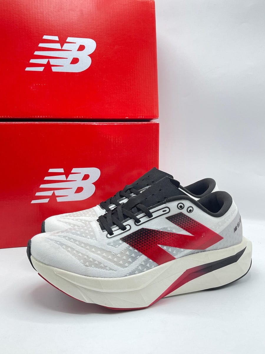 New Balance FuelCell SuperComp Trainer - White/Red