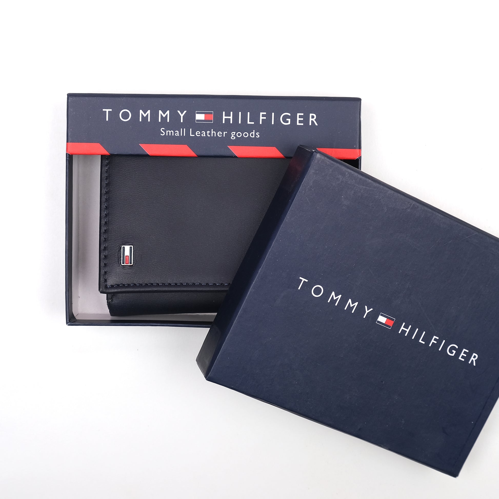 TOMMY HILFIGER Elegant Midnight Blue Leather Wallet