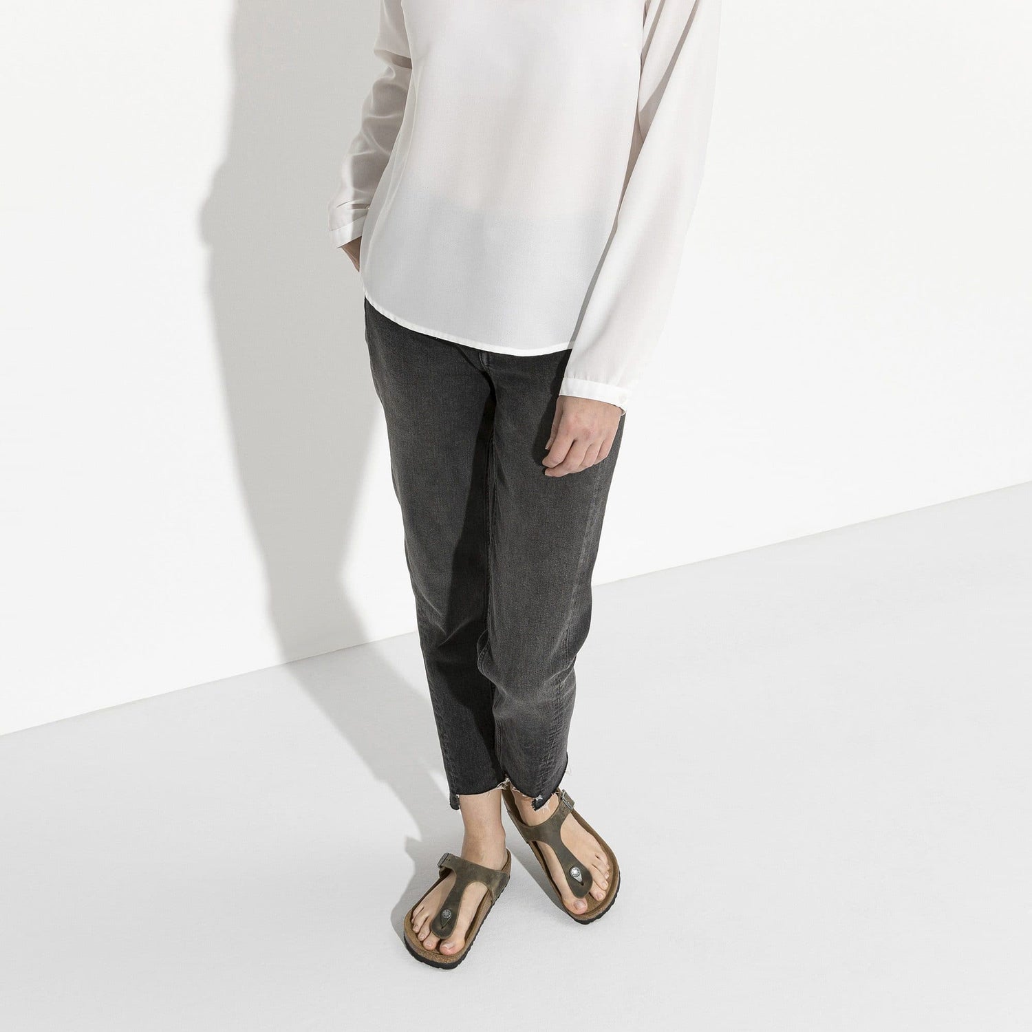 BIRKENSTOCK Onyx Noir Classic Fit Birko Flor Sandals