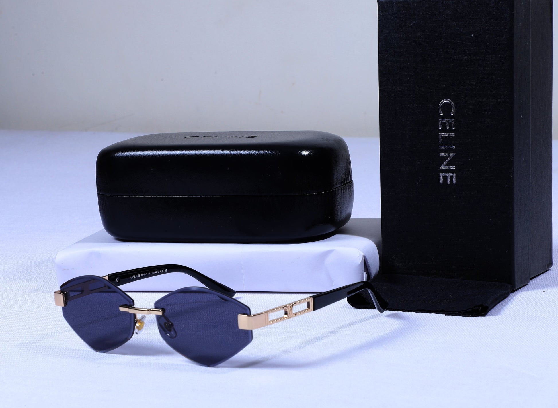 CELINE Ethereal Amethyst Contemporary Geometric Sunglasses with Case