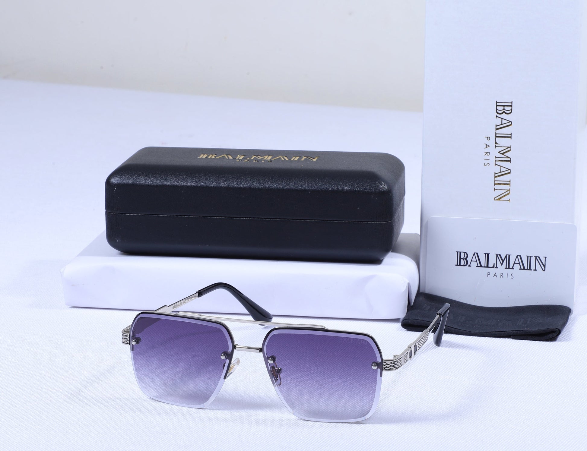 BALMAIN Paris Ethereal Lavender Gradient Square Sunglasses