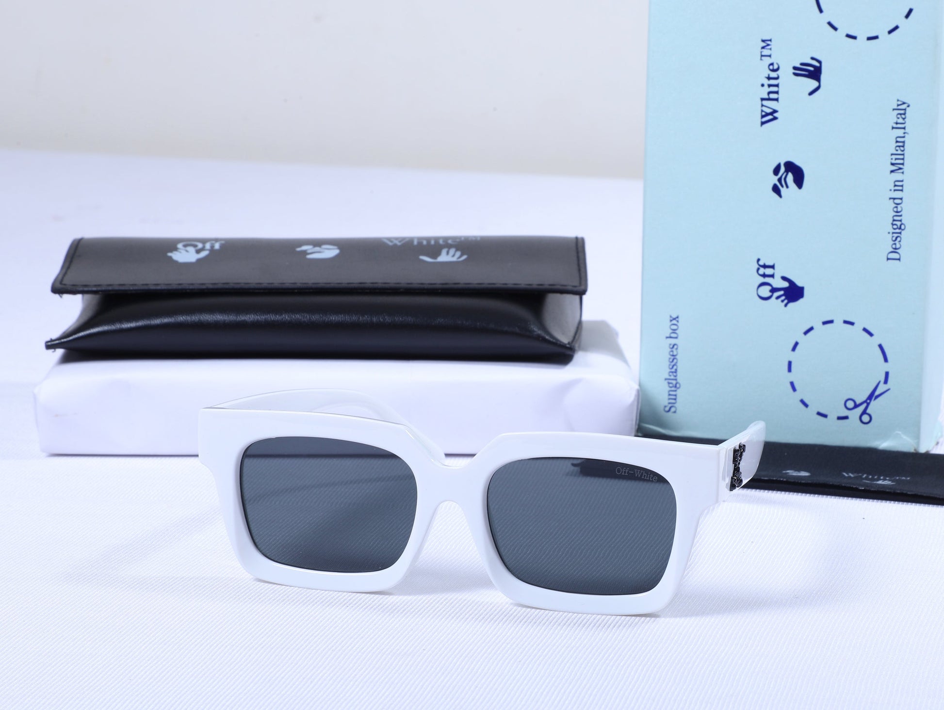 QFF Ethereal Pearl Chic Square Sunglasses