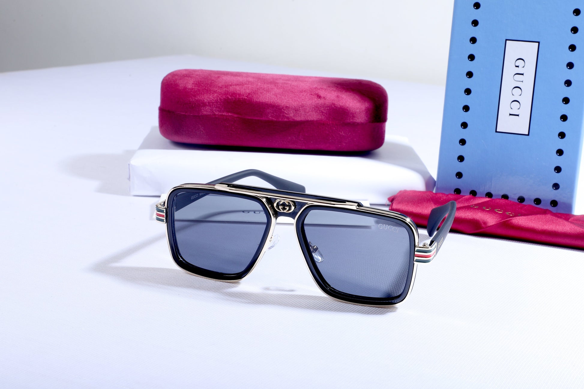 GUCCI Mystic Emerald Vintage Square Frame Sunglasses