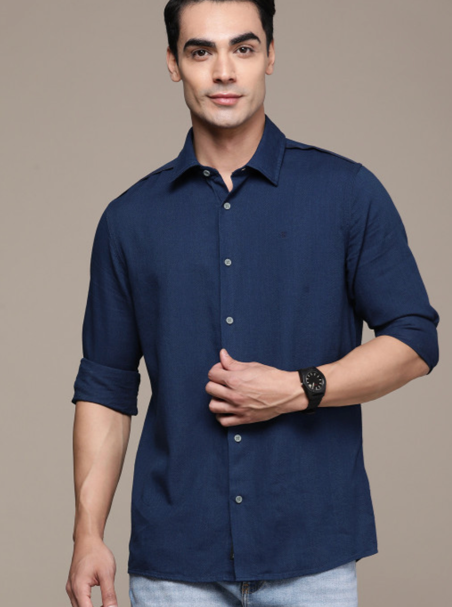 Calvin Klein Elegant Indigo Textured Shirt