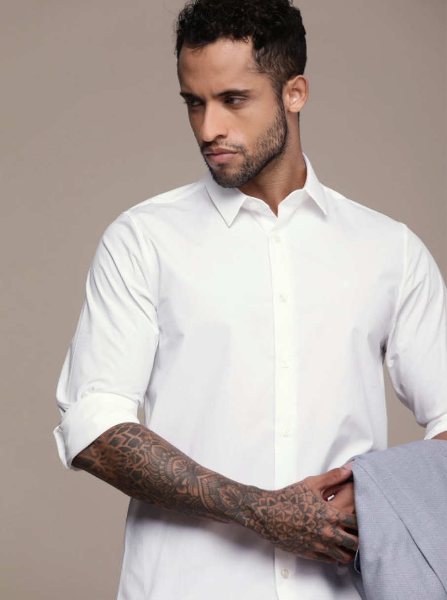 Calvin Klein Jeans Elegant Whisper Slim Fit Shirt