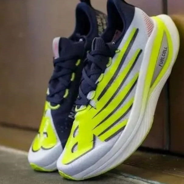 New Balance FUELCELL Dynamic Speed Running Shoes