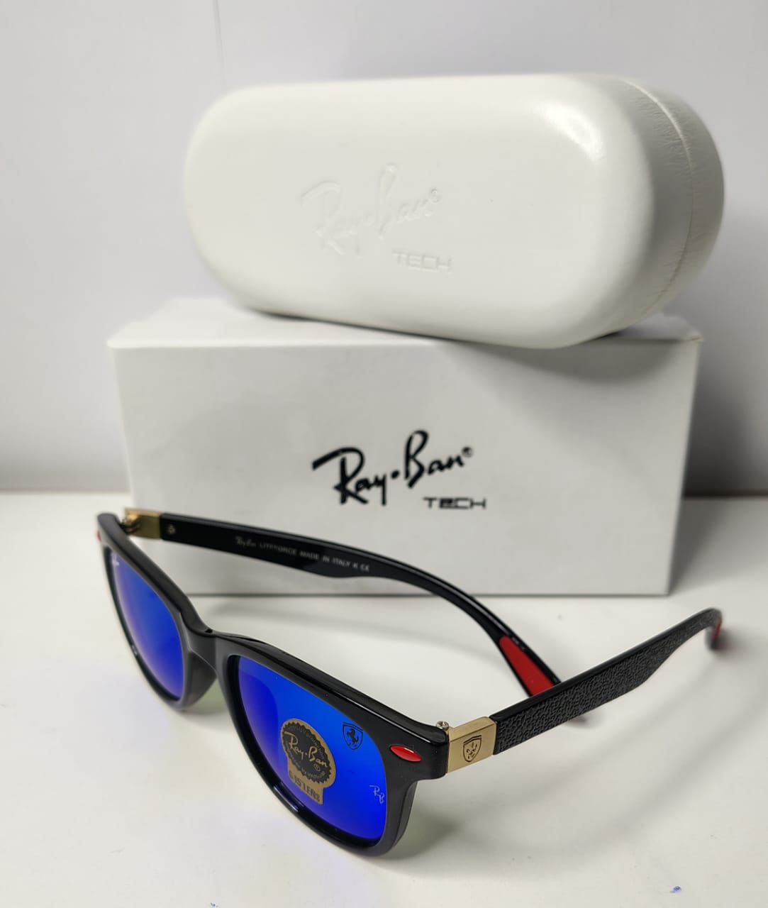 Ray-Ban Classic Wayfarer Sunglasses with Green Mirror Lenses