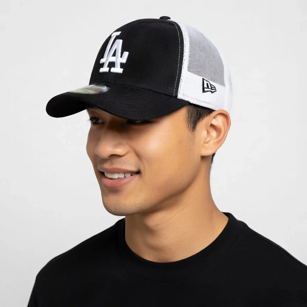 New Era Los Angeles Dodgers Black and White Trucker Cap
