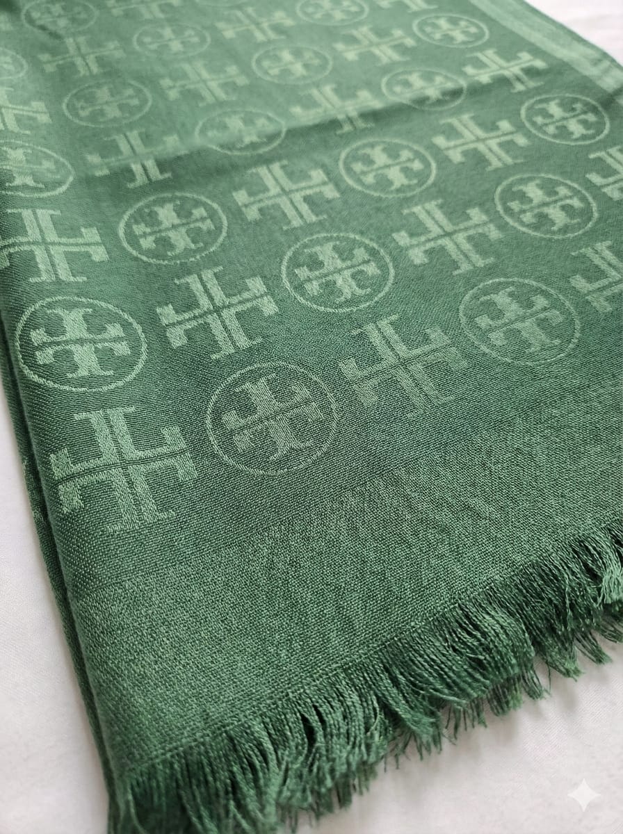 Hermès Monogrammed Green Cashmere Scarf