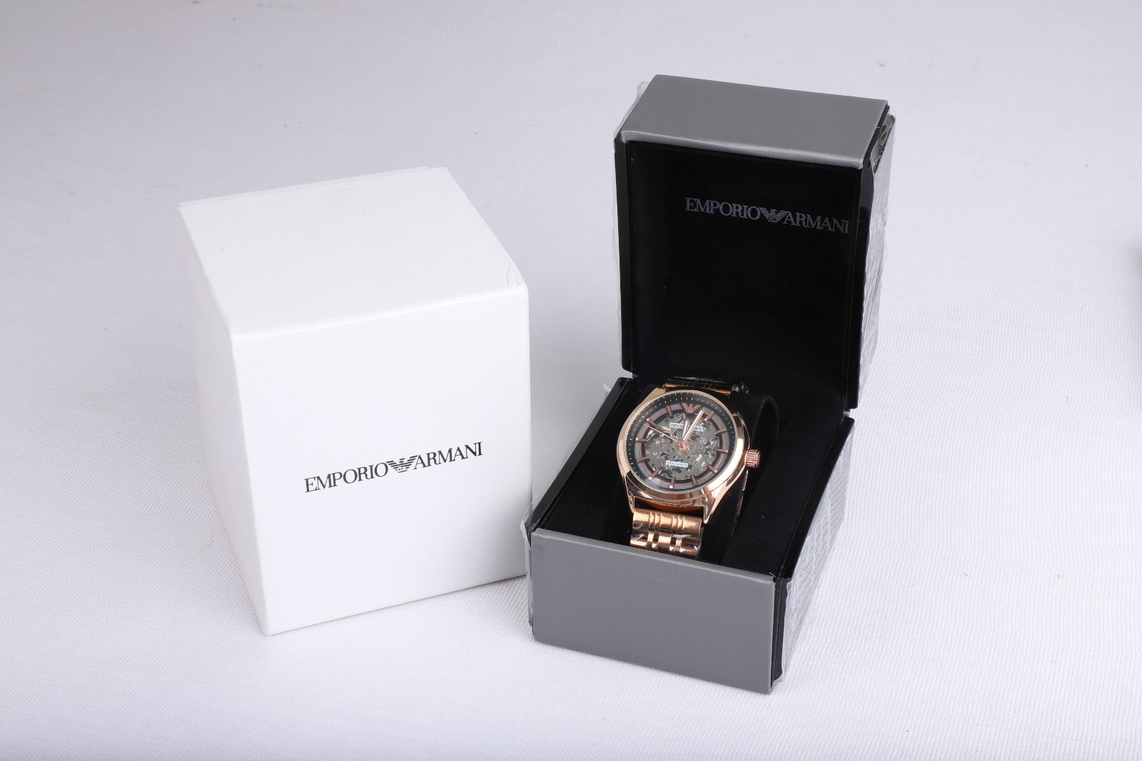 EMPORIO ARMANI Radiant Onyx Luxe Chronograph Watch