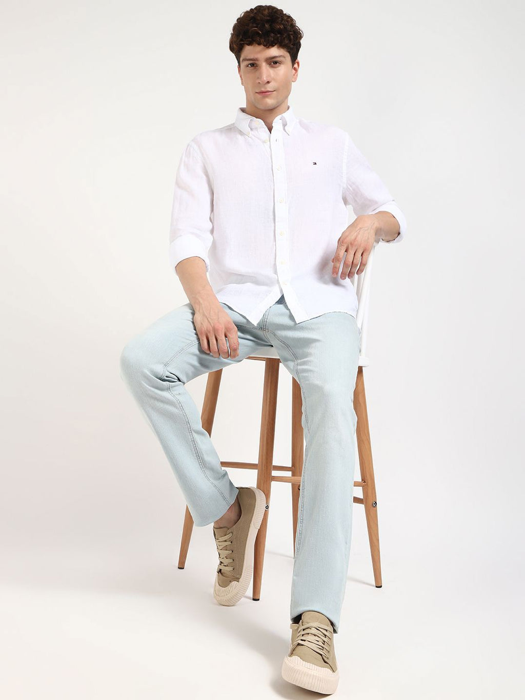Tommy Hilfiger Breezy Linen Button-Up Shirt in Whisper White