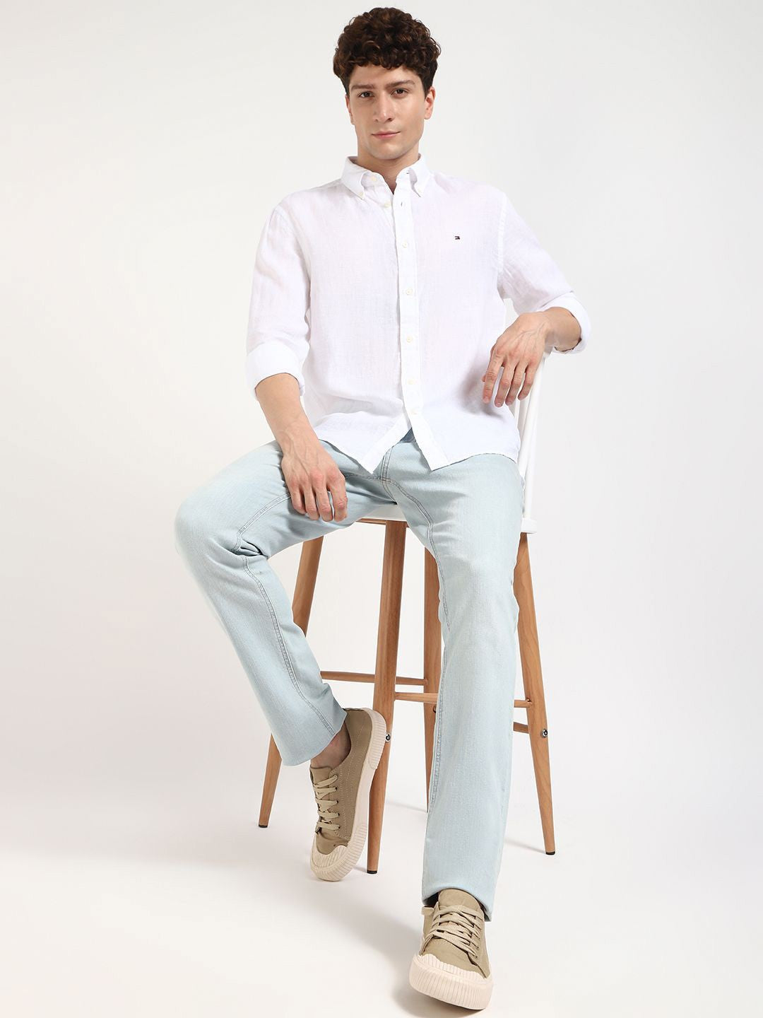 Tommy Hilfiger Breezy Linen Button-Up Shirt in Whisper White